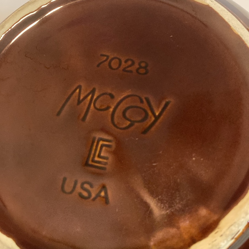 McCoy Brown Drip Glaze 8” Vintage Pottery Mixing Bowl - Picture 5 of 12
